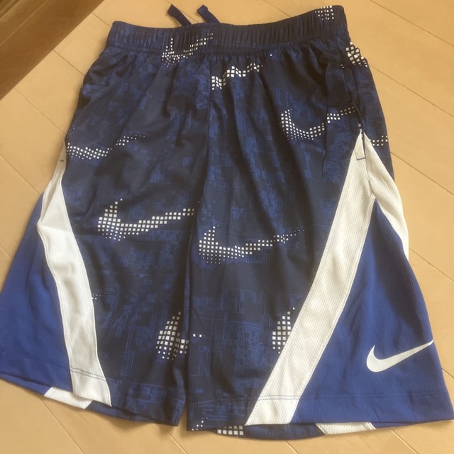 NIKE(ナイキ)の150〜160ハーフパンツセット売り キッズ/ベビー/マタニティのキッズ服男の子用(90cm~)(パンツ/スパッツ)の商品写真