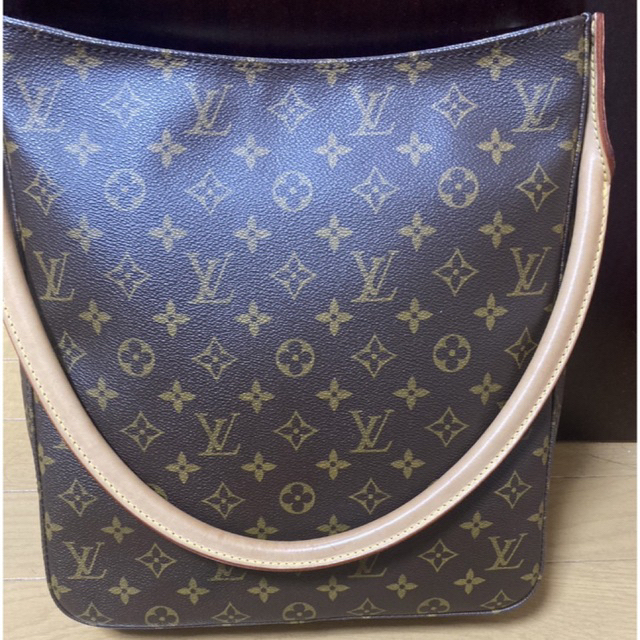 LOUIS VUITTON(ルイヴィトン)の美品ルイヴィトン　ルーピング レディースのバッグ(ショルダーバッグ)の商品写真