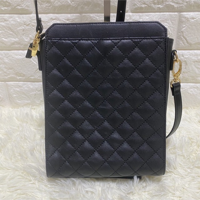 LA BAGAGERIE - la bagagerie ショルダー 金金具 羊革 レザー