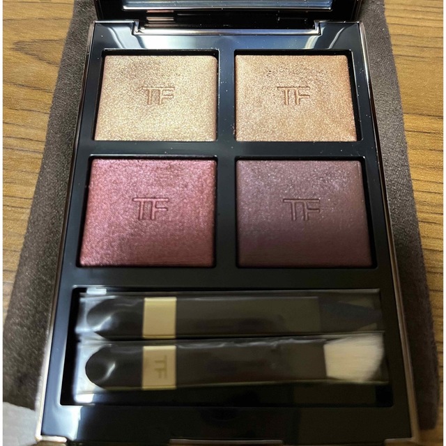 TOM FORD アイシャドウ 美品✨