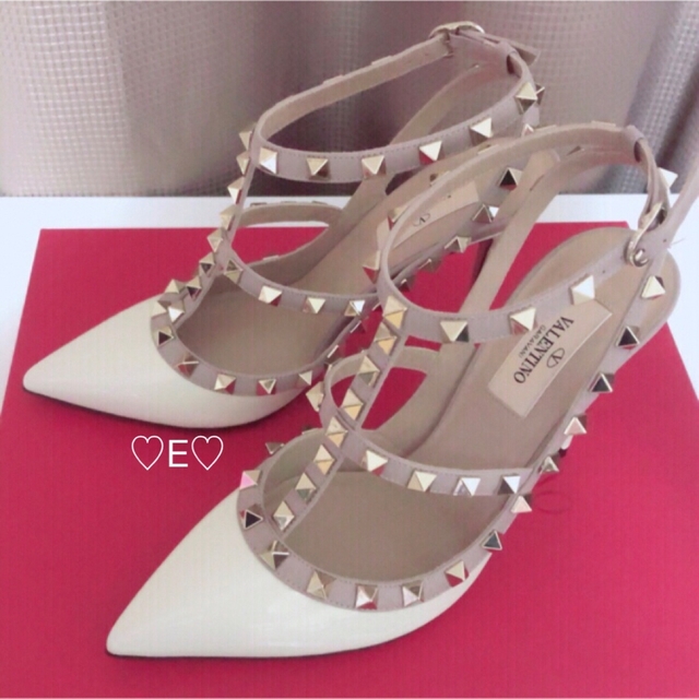 新品♡VALENTINO♡ヴァレンティノ♡ ロックスタッズ ストラップ パンプス-