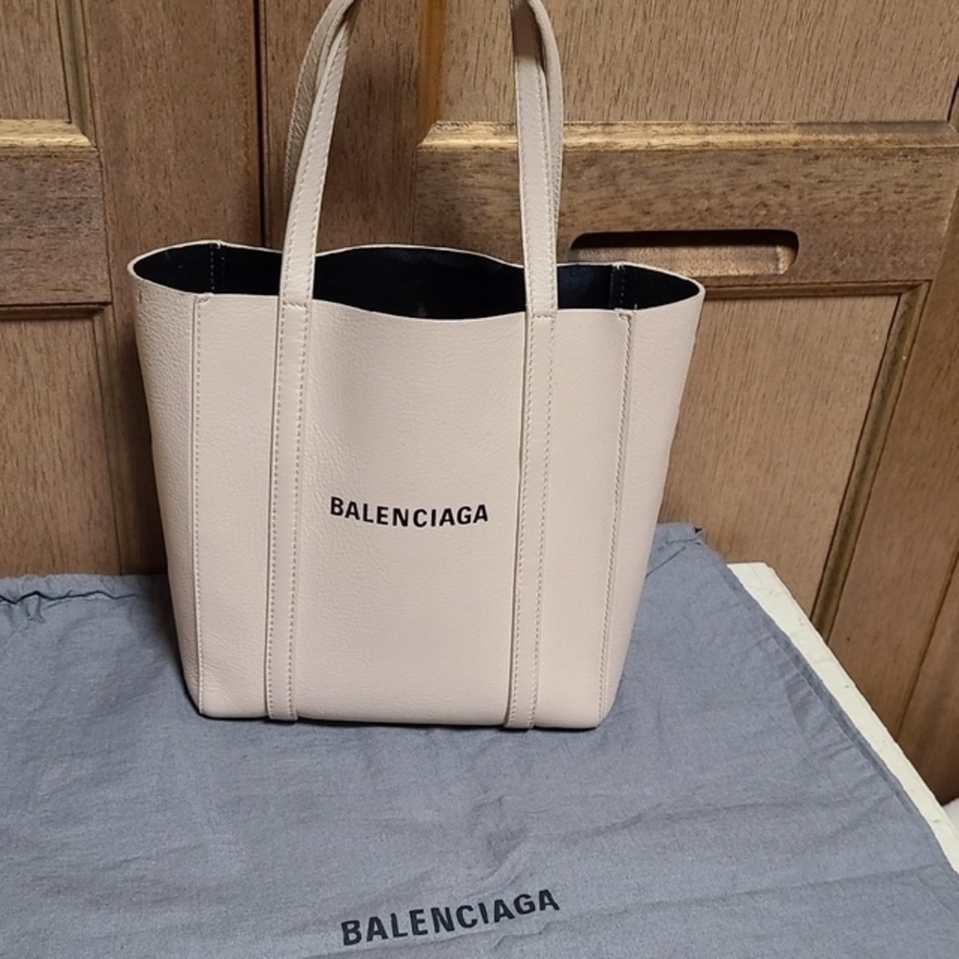 BALENCIAGA BAG(バレンシアガバッグ)のバレンシアガ　トートバッグ レディースのバッグ(トートバッグ)の商品写真