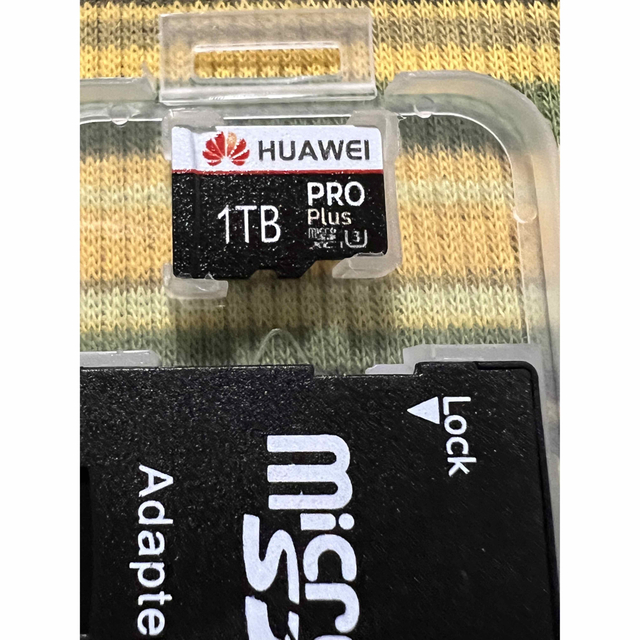 HUAWEI(ファーウェイ)のmicroSD 1TB アダプター付 スマホ/家電/カメラのPC/タブレット(PC周辺機器)の商品写真