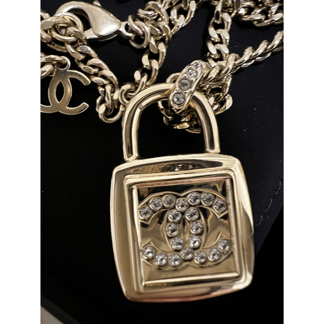ライトブラウン/ブラック CHANEL ロングペンダントネックレス 表参道店