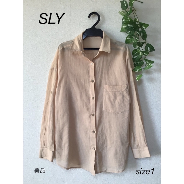 SLY(スライ)の⭐︎美品⭐︎SLY トップス　ブラウス　2way size1 レディースのトップス(シャツ/ブラウス(長袖/七分))の商品写真