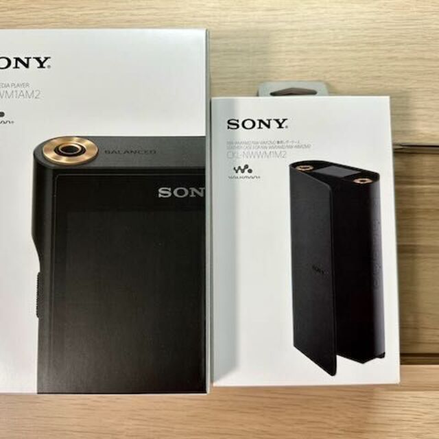 SONY NW-WM1AM2 純正ケース、クリアケース付き 美品 - ポータブル