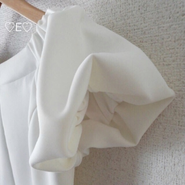 新品♡エミリアウィズ♡パフスリーブリボンワンピース