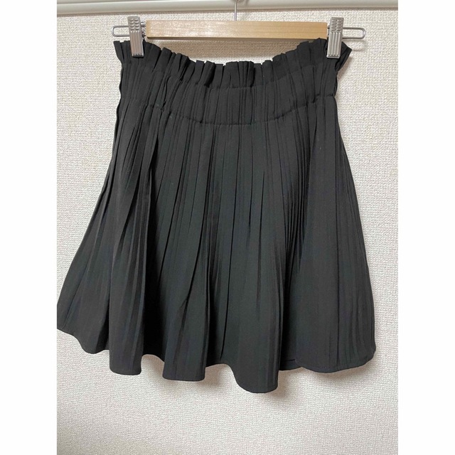 ZARA ブラック　ミニスカート プリーツ スカート　黒　ザラ　XSサイズ