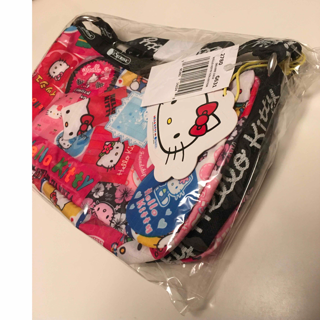 LeSportsac(レスポートサック)のLeSportsac Hello Kitty  Deluxe Lulu  エンタメ/ホビーのおもちゃ/ぬいぐるみ(キャラクターグッズ)の商品写真