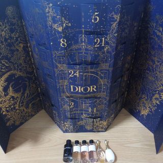 クリスチャンディオール(Christian Dior)の【お譲り決定してます】ディオール　2022アドベントカレンダー(香水(女性用))