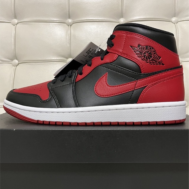 Nike Air Jordan 1 Mid "Bred"靴/シューズ