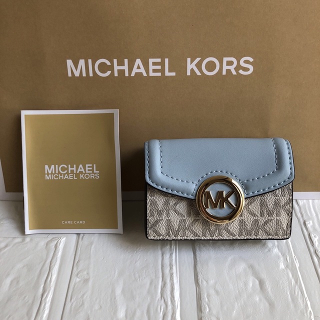 【新品未使用】マイケルコース MICHAELKORS 三つ折り財布 シグネチャー