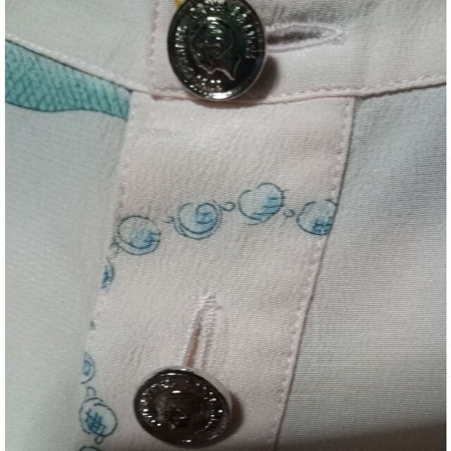 CHANEL(シャネル)のシャネル シルク ブラウス Ｍ ヴィンテージ レディースのトップス(シャツ/ブラウス(半袖/袖なし))の商品写真