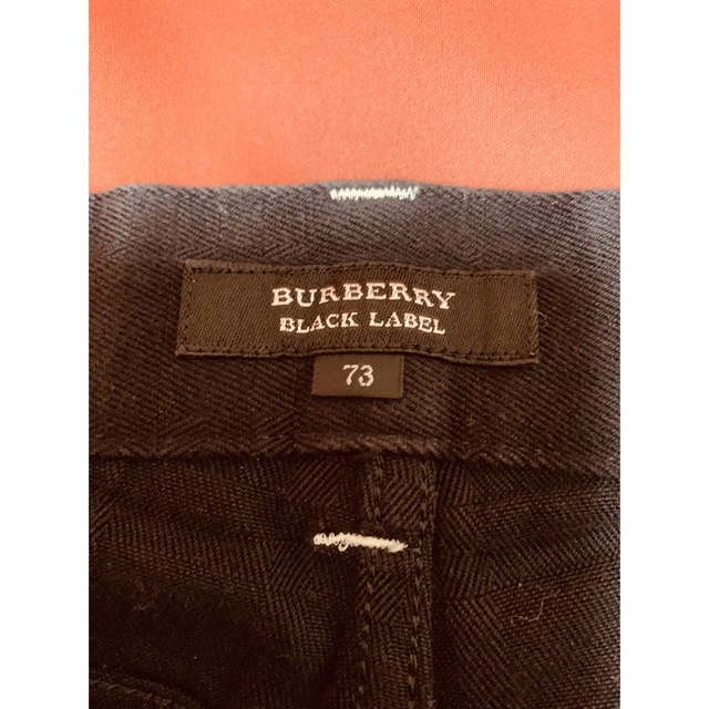 BURBERRY BLACK LABEL(バーバリーブラックレーベル)のジャスミン様専用□Burberry Black Labelの黒デニム□73 メンズのパンツ(デニム/ジーンズ)の商品写真