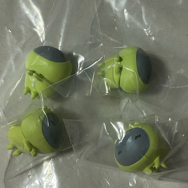 ちいかわ - ハグコット3 ちいかわ パジャマ緑 モブ 牛 ナガノ ちいかわ - ハグコット3 ちいかわ パジャマ緑 モブ 牛 ナガノ