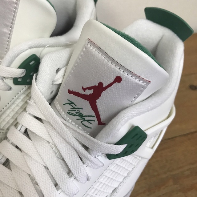 NIKE ナイキ SB × AIR JORDAN 4 RETRO SP NIKE ナイキ SB × AIR JORDAN 4 RETRO SP