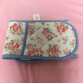 キャスキッドソン(Cath Kidston)の新品！キャスキッドソンの鍋つかみ♡(収納/キッチン雑貨)