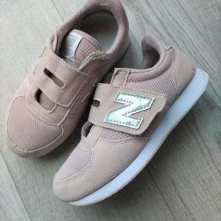 ニューバランス(New Balance)の5000円★ニューバランス ベビーピンク ロゴ ラメ マジックテープ 19cm(スニーカー)