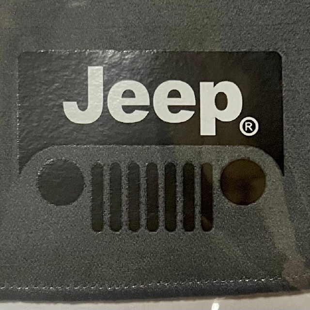 Jeep(ジープ)の☆新品☆ジープ　Jeep マイクロファイバー　タオル 自動車/バイクの自動車(車内アクセサリ)の商品写真