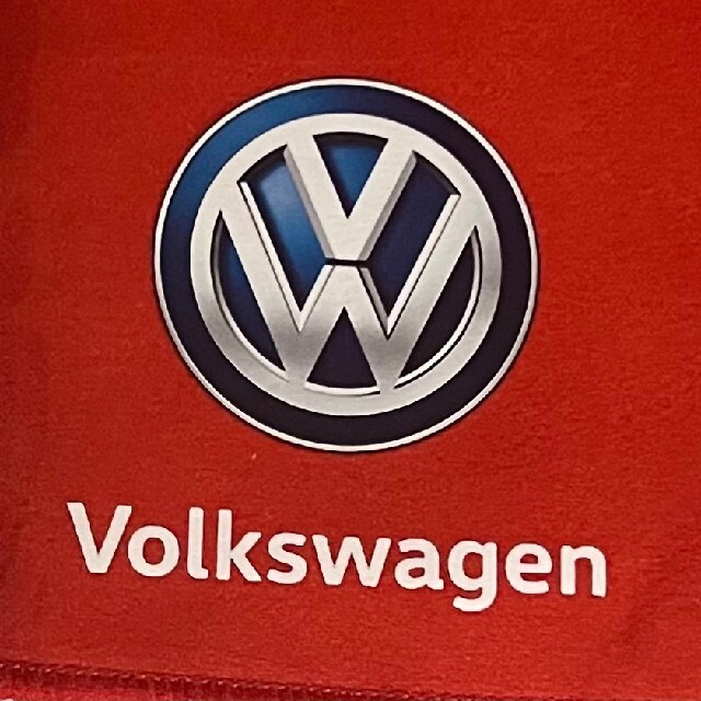Volkswagen(フォルクスワーゲン)の☆新品☆フォルクスワーゲン　volkswargen マイクロファイバー　タオル 自動車/バイクの自動車(車内アクセサリ)の商品写真