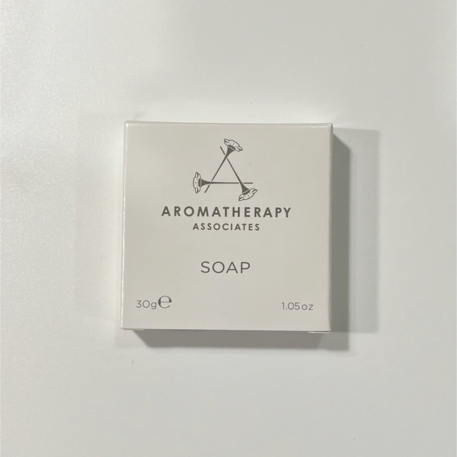 AROMATHERAPY ASSOCIATES(アロマセラピーアソシエイツ)の〘アロマセラピーアソシエイツ〙アメニティセット コスメ/美容のキット/セット(サンプル/トライアルキット)の商品写真