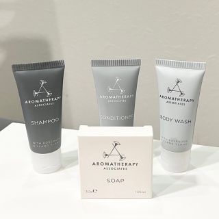 アロマセラピーアソシエイツ(AROMATHERAPY ASSOCIATES)の〘アロマセラピーアソシエイツ〙アメニティセット(サンプル/トライアルキット)