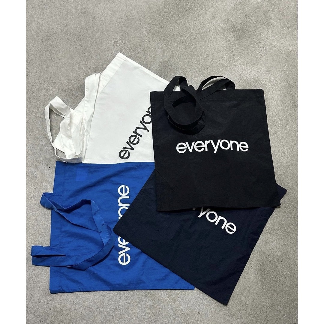 everyone ロゴトートバッグ