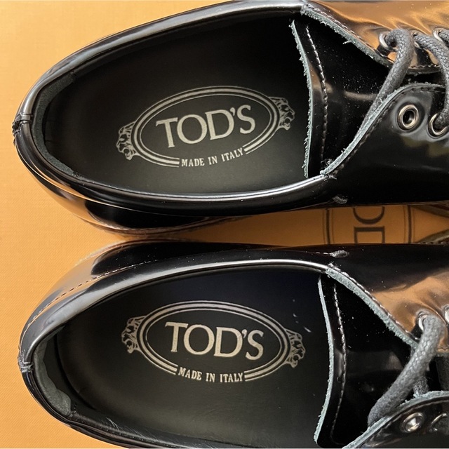 新品】 TOD´S トッズ 革靴 レザーシューズ レースアップ 新品】 TOD´S トッズ 革靴 レザーシューズ レースアップ