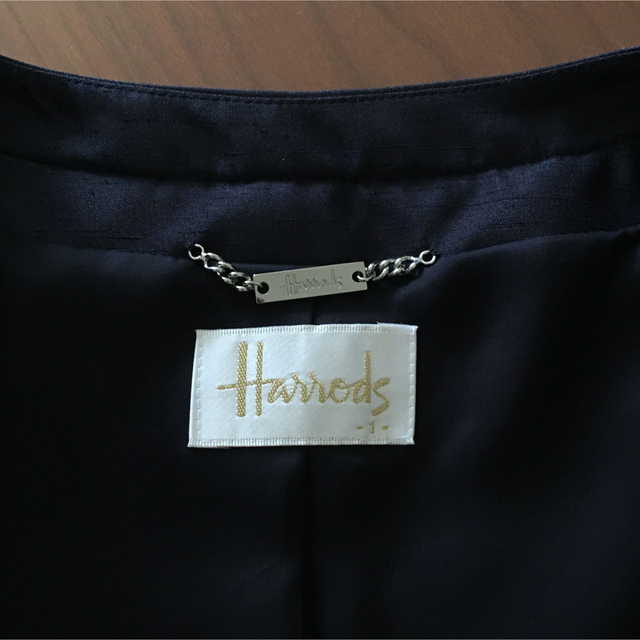 ハロッズ ノーカラー ジャケット サイズ1 レディースのジャケット/アウター(ノーカラージャケット)の商品写真