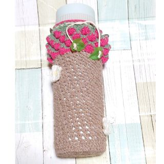 苺のボトルカバー ペットボトルカバー いちご(その他)