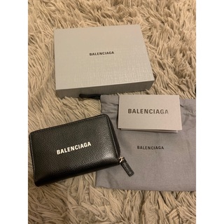 Balenciaga - バレンシアガ 美品 エブリデイ キーリング付きコイン 