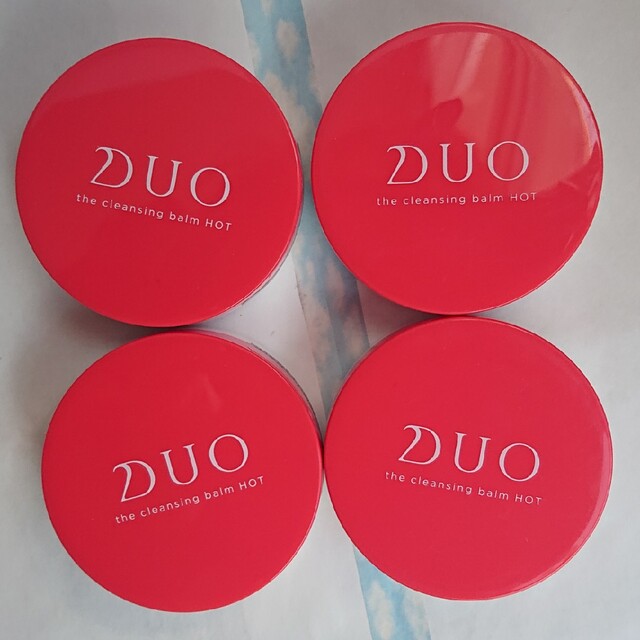 DUO(デュオ)のDUO（デュオ）クレンジングバーム ホット ミニサイズ20g  4個 コスメ/美容のスキンケア/基礎化粧品(クレンジング/メイク落とし)の商品写真