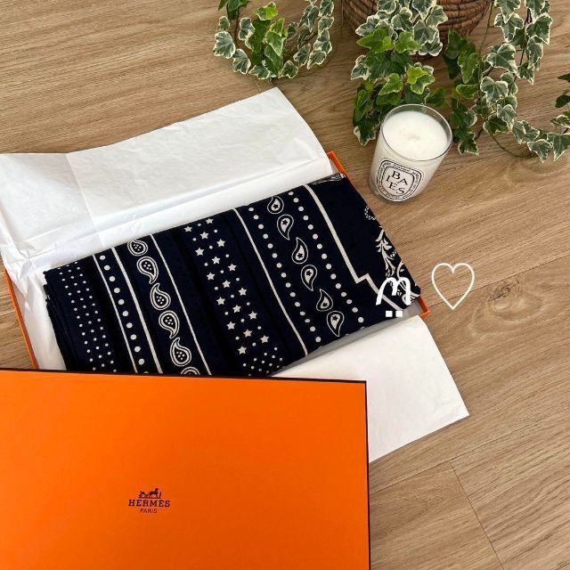 Hermes(エルメス)のご専用☆HERMES　エルメス　カレ140　ジェアン　レクレバンダナ　カシシル レディースのファッション小物(バンダナ/スカーフ)の商品写真