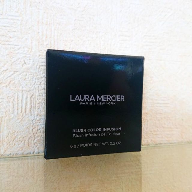 laura mercier(ローラメルシエ)のローラ メルシエ ブラッシュ カラー インフュージョン R1 ローズグロウ コスメ/美容のベースメイク/化粧品(チーク)の商品写真