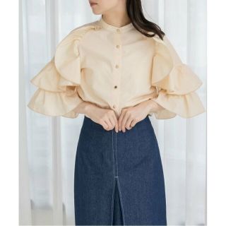 ランダ(RANDA)の【BEIGE】袖ラッフルフリルブラウス(シャツ/ブラウス(長袖/七分))