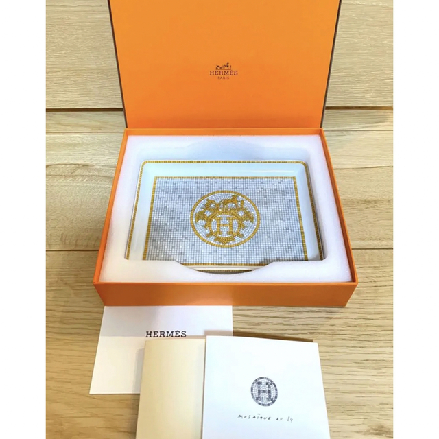 ゴールド素材HERMES モザイク ヴァンキャトル スクエアプレート 新品♪