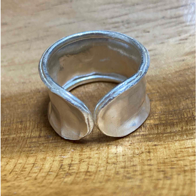 カレンシルバーリング タタキ模様 レディースのアクセサリー(リング(指輪))の商品写真