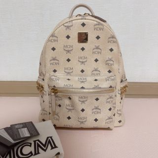 mcm スタッズリュック SMサイズ