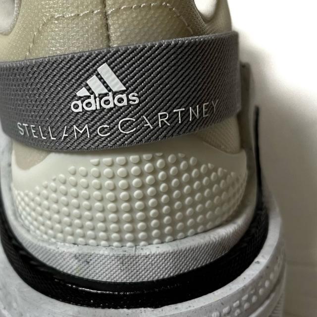 adidas by Stella McCartney(アディダスバイステラマッカートニー)のアディダスバイステラマッカートニー 24.5 レディースの靴/シューズ(スニーカー)の商品写真