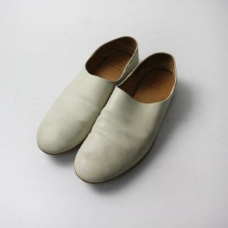 que plain プレーン レザースリッポン Mサイズ 23.5cm - フラット