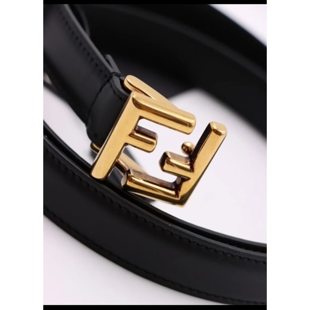 FENDI(フェンディ)ブラック ゴールドバックル ベルト W85 幅2㎝