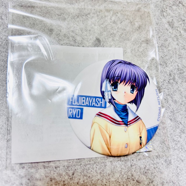 新品CLANNAD 藤林椋 缶バッジ エンタメ/ホビーのおもちゃ/ぬいぐるみ(キャラクターグッズ)の商品写真