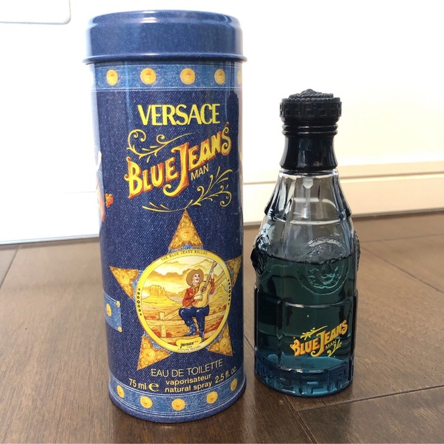 VERSACE ヴェルサーチ 香水 ブルージーンズ 75mlの通販 by 甘党 shop|ヴェルサーチならラクマ VERSACE BLUE JEANS ヴェルサーチ ブルージーンズ