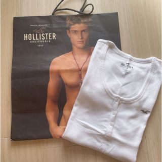 ホリスター(Hollister)の★ホリスター レディースワンポイントヘンリーTシャツ☆Ｓ(Tシャツ(半袖/袖なし))