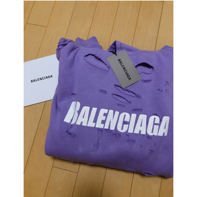 BALENCIAGA 新品・未使用パーカー