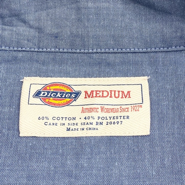 Dickies(ディッキーズ)の【中古】ディッキーズ Dickies ワークシャツ シャンブレー 半袖 無地 サイズ：M ライトブルー 古着 中古 mellow ゆうパケット対応 メンズのトップス(シャツ)の商品写真