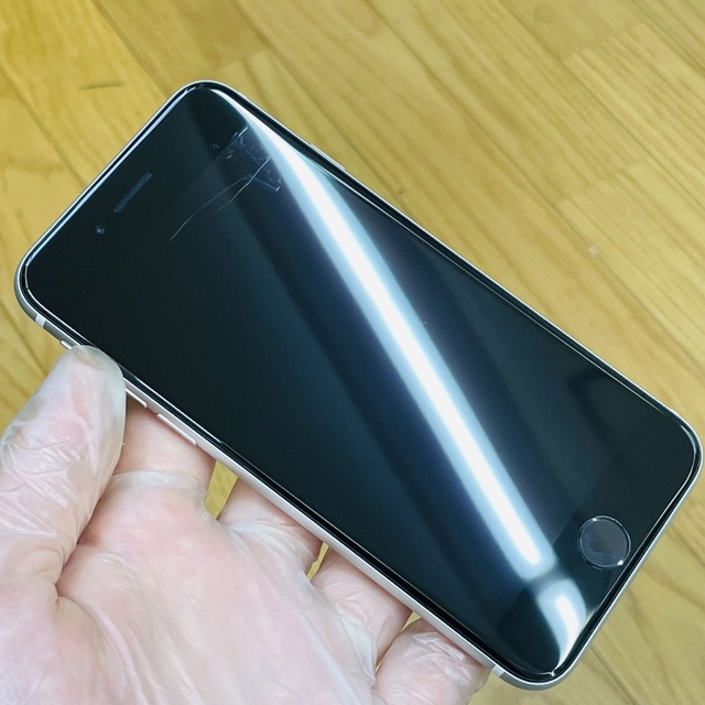 iPhone SE第2世代 128GB SIM フリー01319