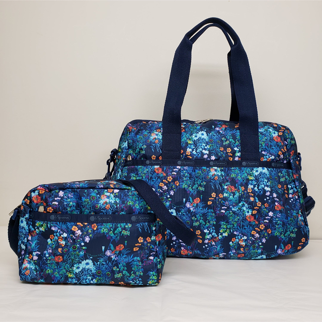 LeSportsac(レスポートサック)のレスポートサック レスポ リバティ 花柄 フラワー 新品未使用 美品 レディースのバッグ(ボストンバッグ)の商品写真