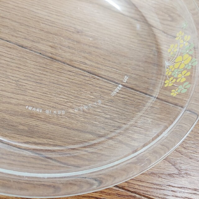 Pyrex(パイレックス)のIWAKI GLASS　PYREX　イワキグラス　パイレックス　パイ皿 インテリア/住まい/日用品のキッチン/食器(調理道具/製菓道具)の商品写真