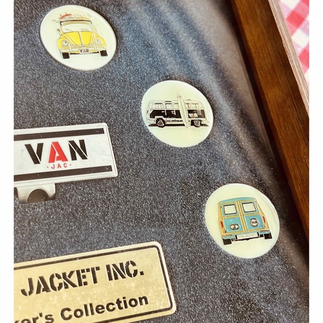 VAN JACKETラペルピン、ピンバッジコレクション額装飾モノ大変貴重！